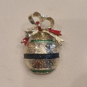 Vintage Gerrys Festive Ornament Brooch with Bow